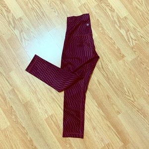 Lululemon crops